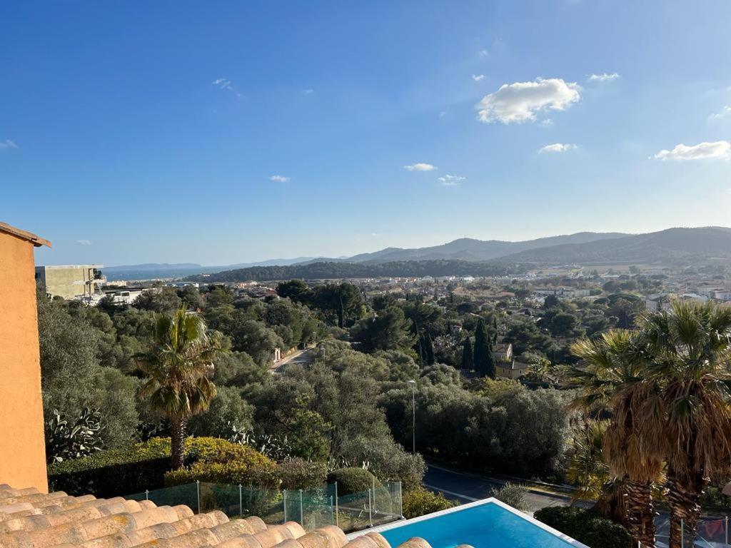Appartement Vue Sur Mer, Piscine, Garage Prive Bormes-les-Mimosas Exterior photo