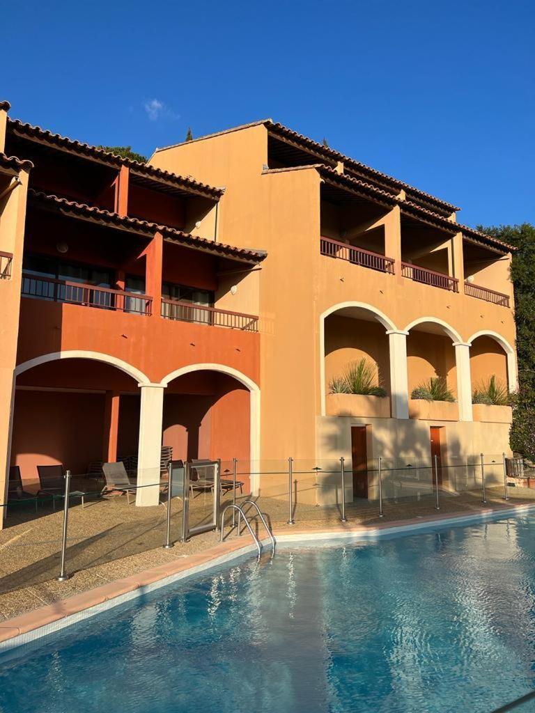 Appartement Vue Sur Mer, Piscine, Garage Prive Bormes-les-Mimosas Exterior photo